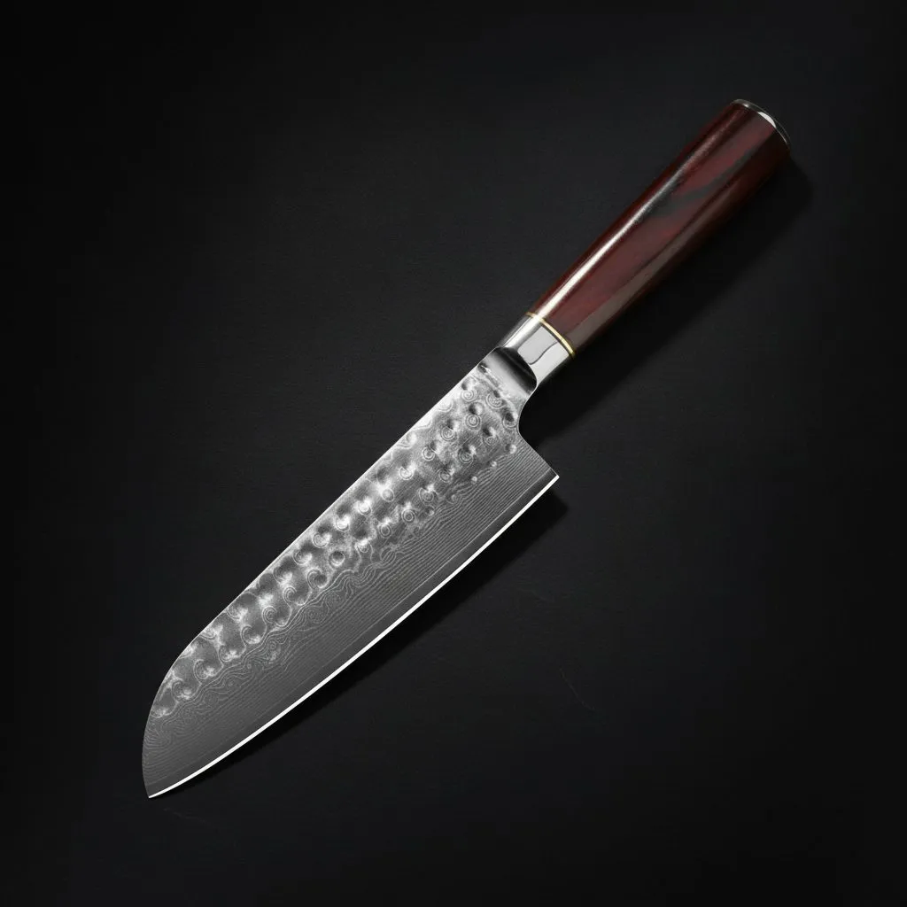 Couteau santoku Yaiba 18 cm, lame en acier damassé martelé, manche en bois rouge sombre